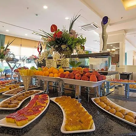 Hotell Mira Meridia *
